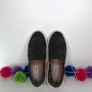 Steve Madden ecentrc camo slip-ons